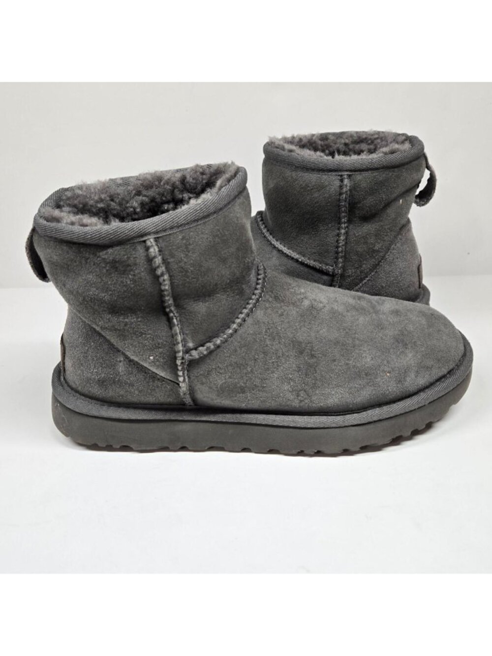 UGG Australia Classic Mini II Gray Suede Shearling Boots Women's Size US 7